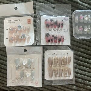 Artificial Press on Nails Sizes XS and Small Bundle Brand new